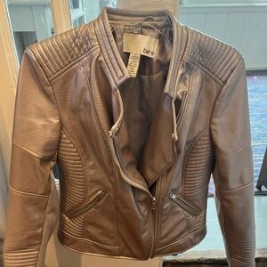 Bar III faux leather jacket. Mauve color Large